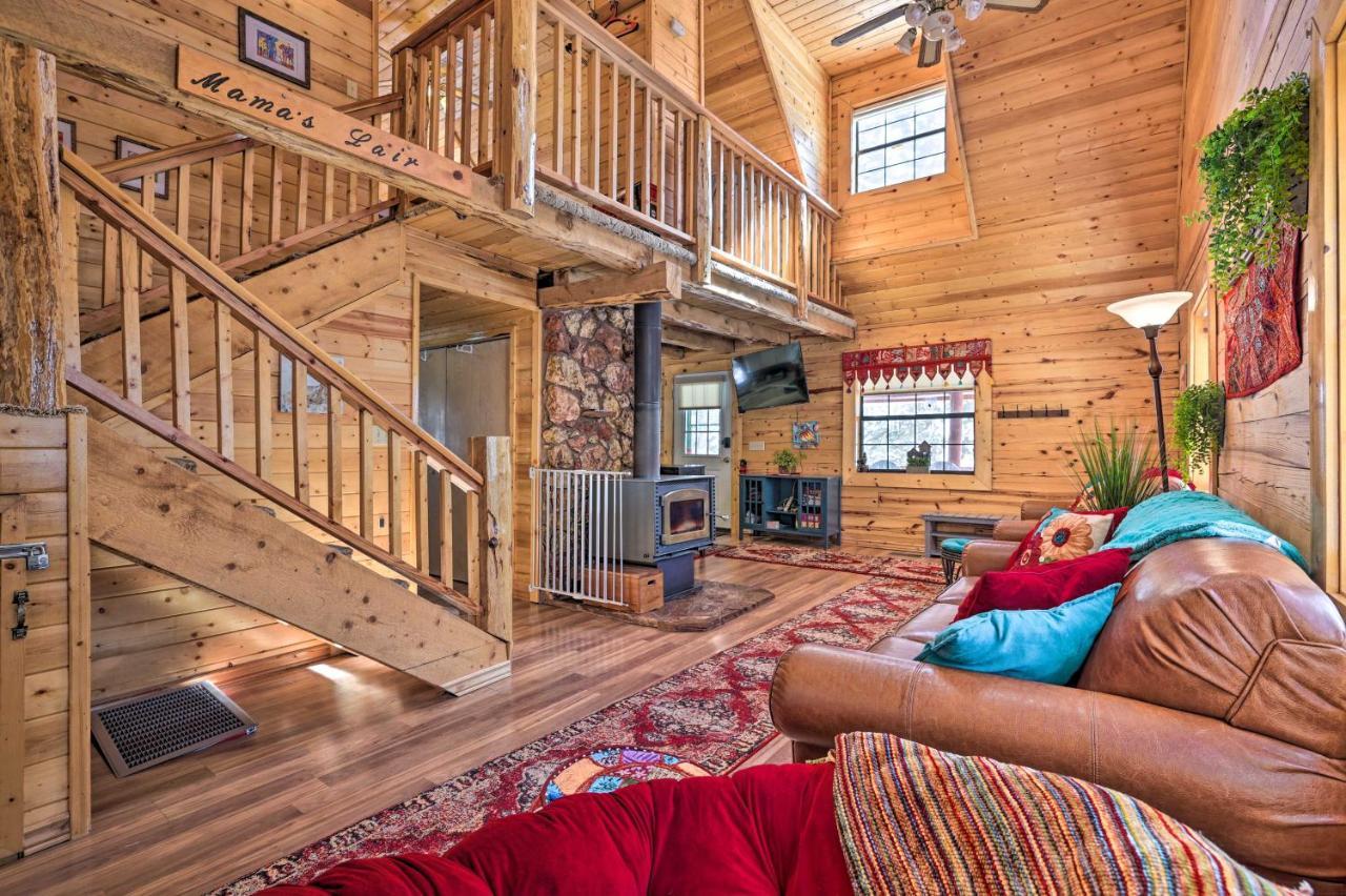 Rustic Duck Creek Village Cabin With Fire Pit! Exterior foto